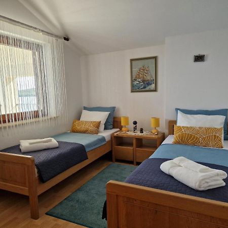 Hidden Pearl Apartment Luka  Luaran gambar