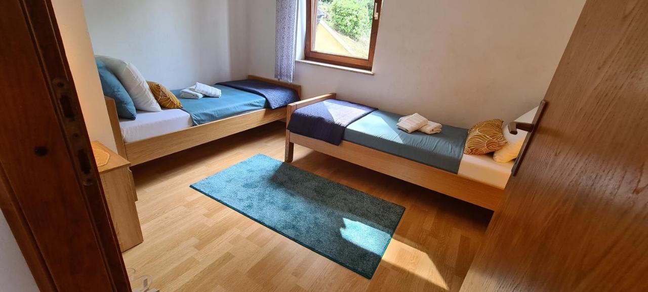 Hidden Pearl Apartment Luka  Luaran gambar