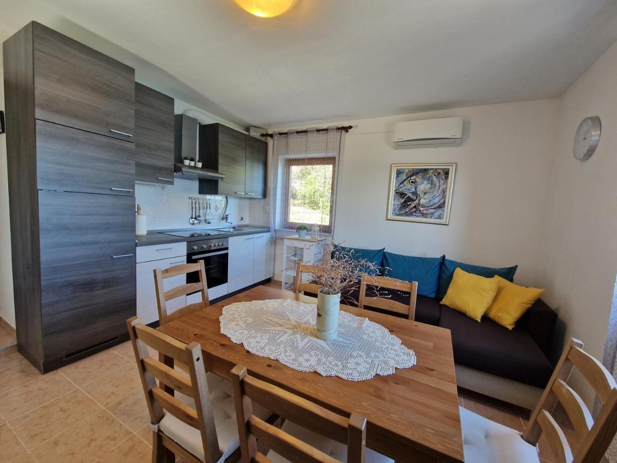Hidden Pearl Apartment Luka  Luaran gambar