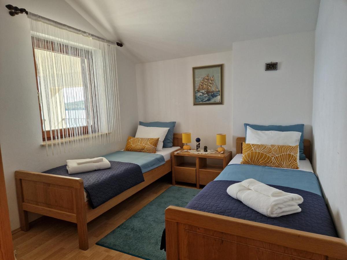 Hidden Pearl Apartment Luka  Luaran gambar
